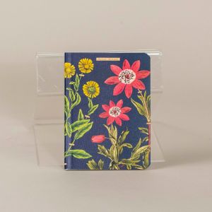 Notesbog med motiver af blomster og planter