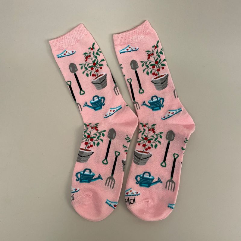 Strømper med haveredskaber 1