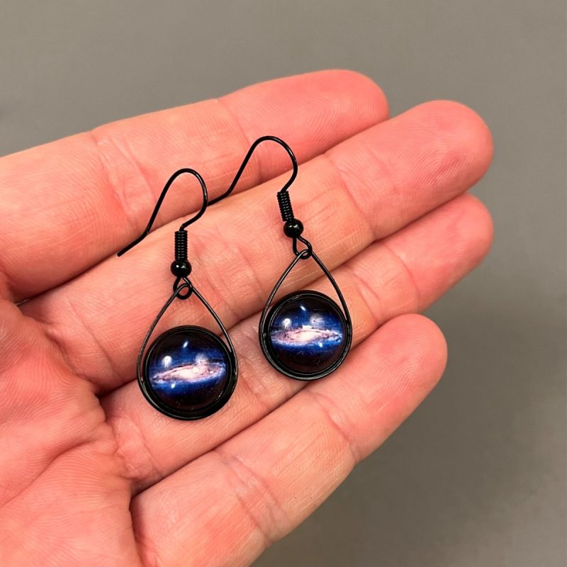 Ørehængere, Mælkevejen, sort metal  1