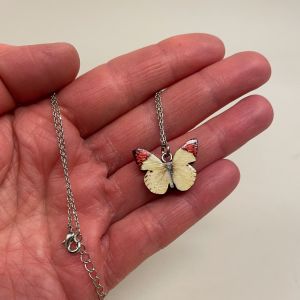 Halskæde med vedhæng sommerfugl, Aurora