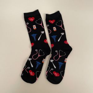 Strømpe med hjerter og stetoskoper størrelse 36-42