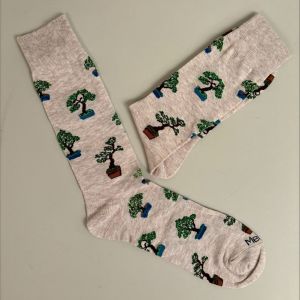 stroemper-beige-med-motiv-af-smaa-bonsai