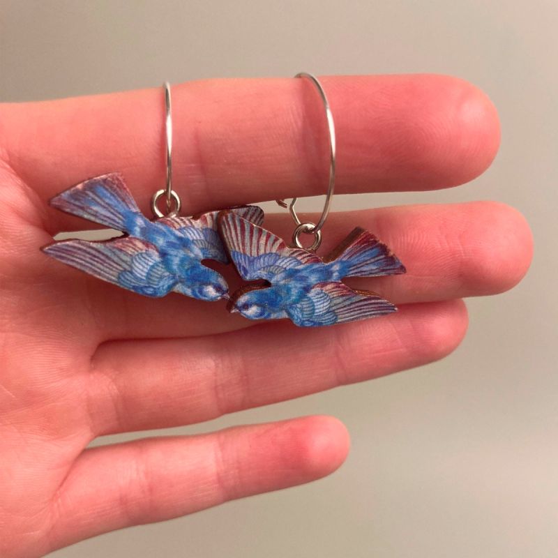 Ørehænger med lille fin Bluebird. 1