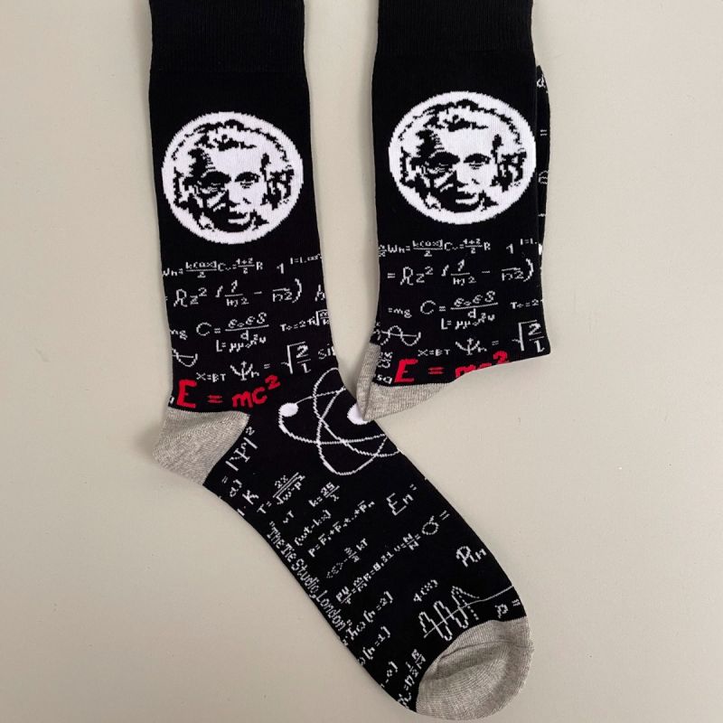 Strømper sort med motiv af Albert Einstein og div. formler. 1