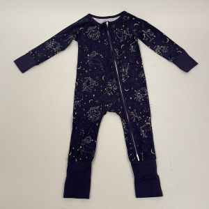 Baby body natdragt med stjernebilleder